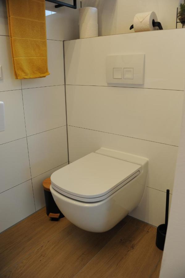 Studio-Apartment Kontaktloser Check-In Meckenbeuren Exteriér fotografie