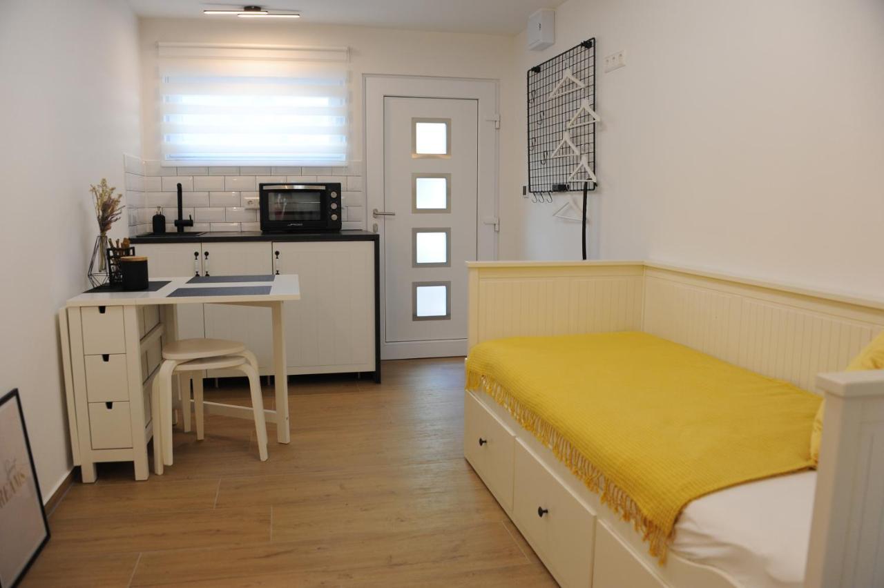 Studio-Apartment Kontaktloser Check-In Meckenbeuren Exteriér fotografie