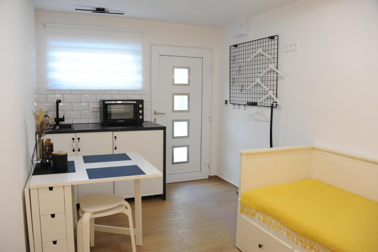 Studio-Apartment Kontaktloser Check-In Meckenbeuren Exteriér fotografie